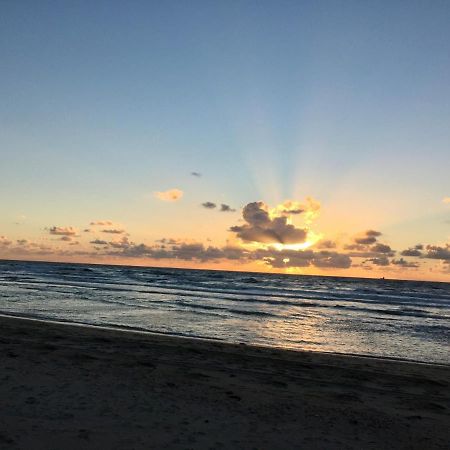 Julianadorp Zuhause Am Meer Fuer 6 Personen Mit 4 Schlafzimmern Экстерьер фото